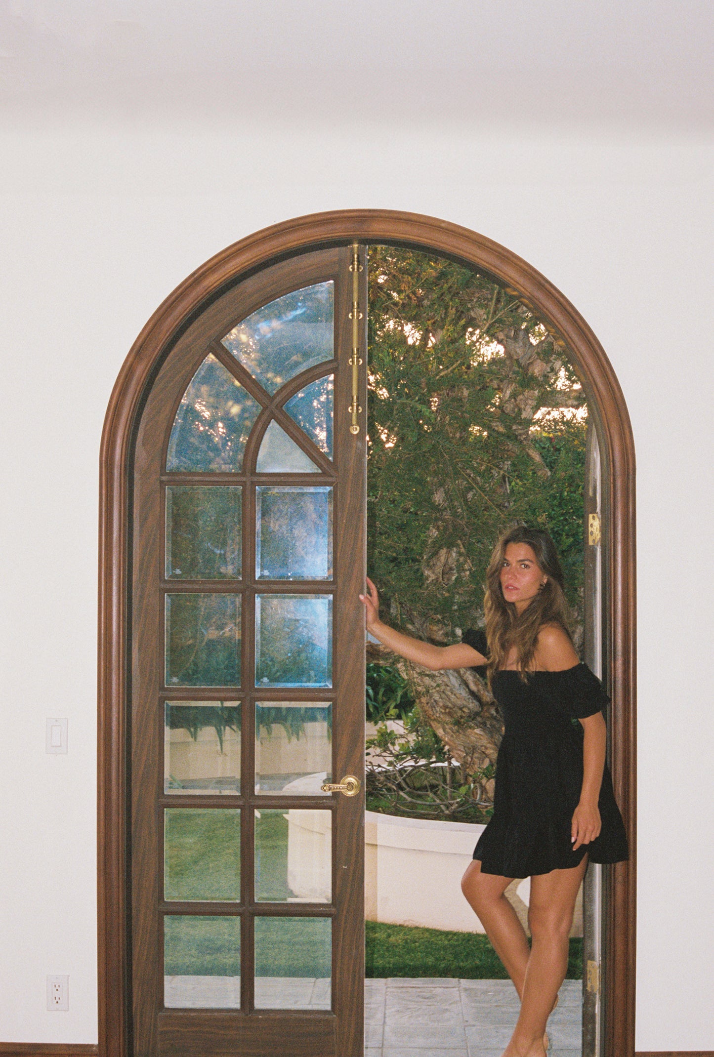 Alba Mini Dress in Noir